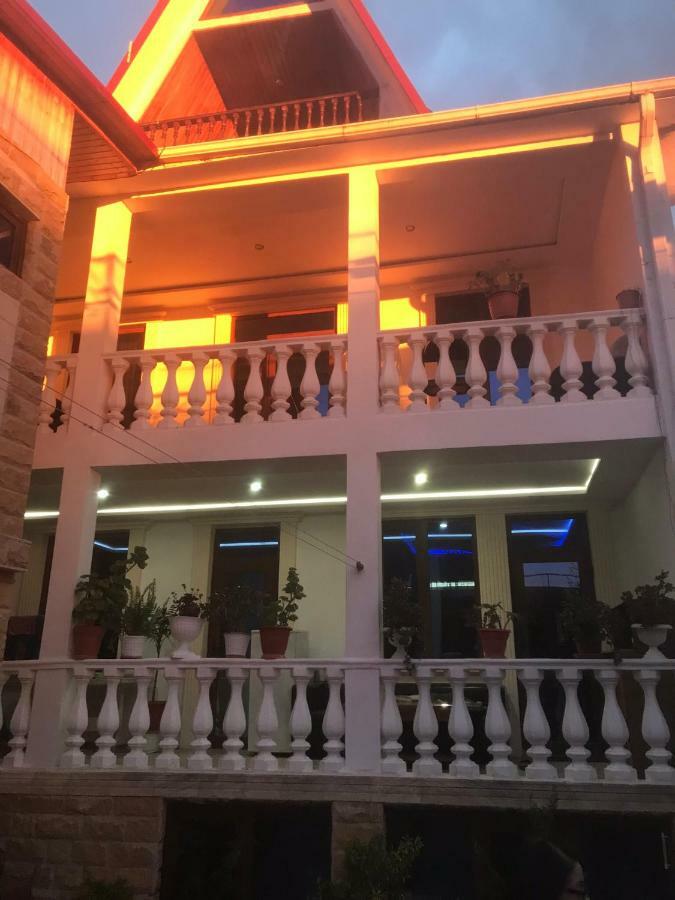 Nina Mini Hotel กากรา ภายนอก รูปภาพ